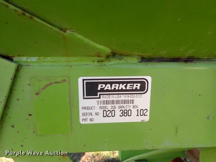 image for item DN2092 Parker 205  gravity wagon