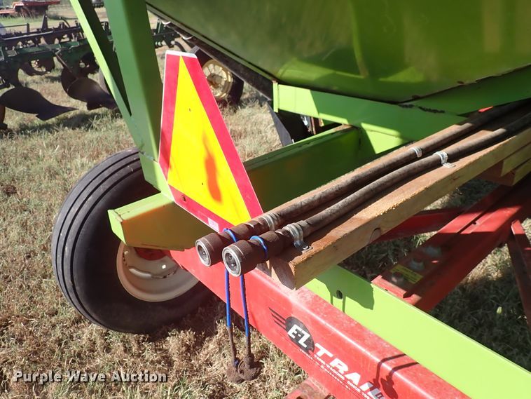 image for item DN2092 Parker 205  gravity wagon