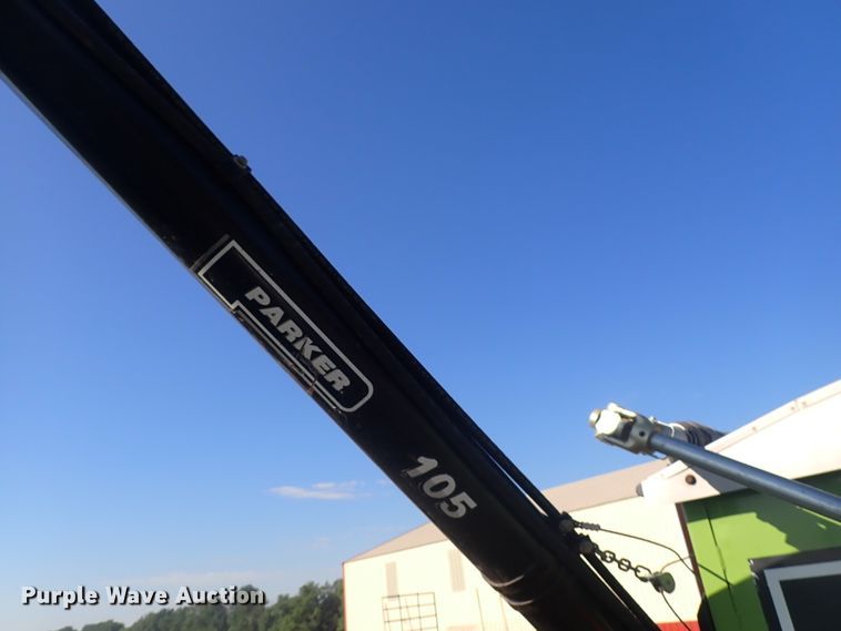 image for item DN2092 Parker 205  gravity wagon