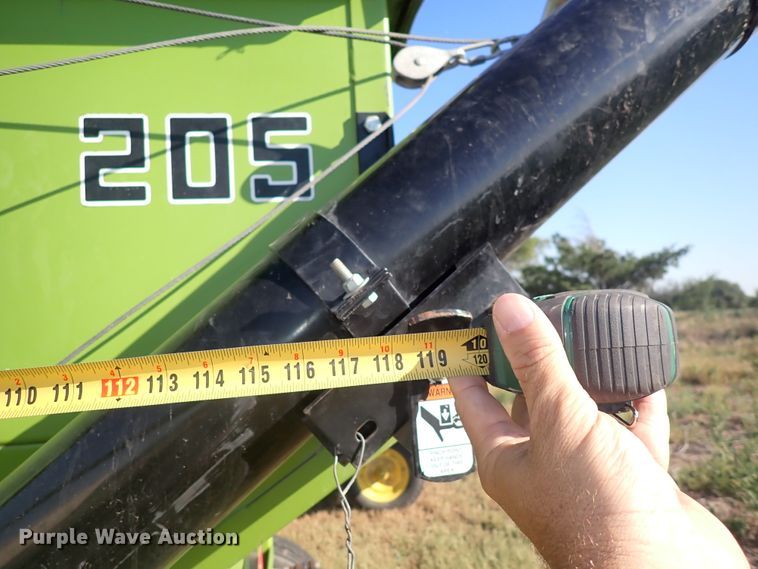 image for item DN2092 Parker 205  gravity wagon