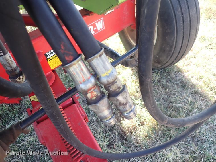 image for item DN2092 Parker 205  gravity wagon