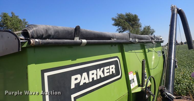 image for item DN2092 Parker 205  gravity wagon