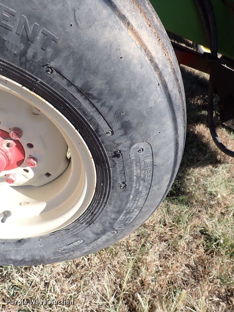 image for item DN2092 Parker 205  gravity wagon