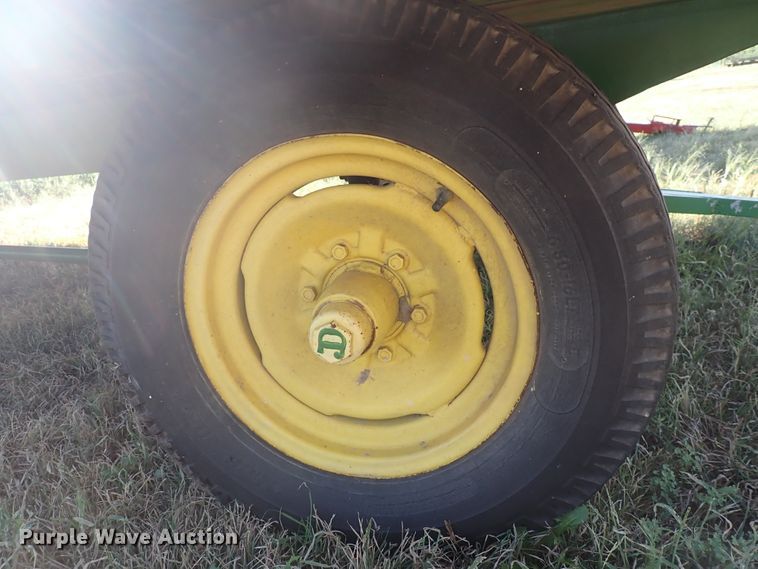 image for item DN2093 Hay wagon