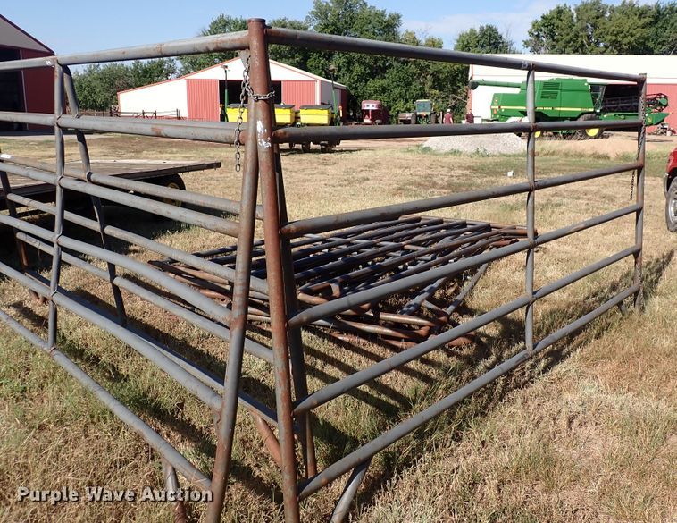 image for item DN2095 (9) livestock panels