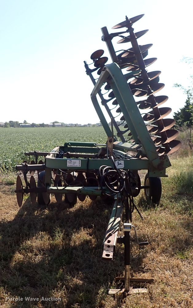 image for item DN2098 John Deere 235  double off-set disk
