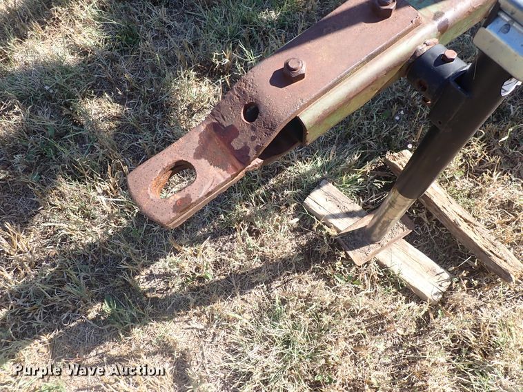 image for item DN2098 John Deere 235  double off-set disk