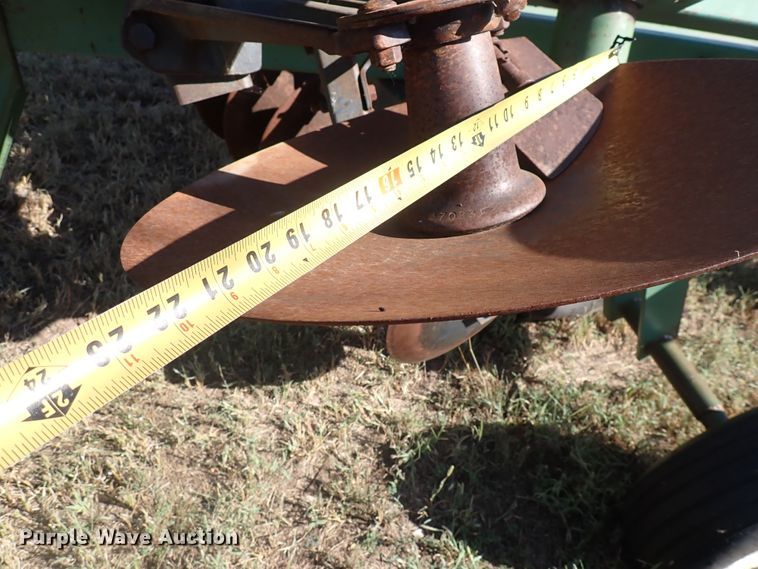 image for item DN2098 John Deere 235  double off-set disk