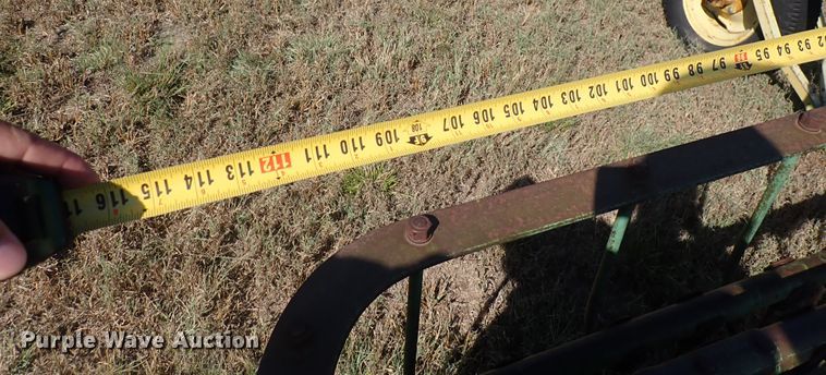 image for item DN2099 John Deere 640  hay rake