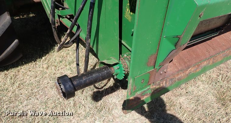 image for item DN2103 1995 John Deere 9500  combine