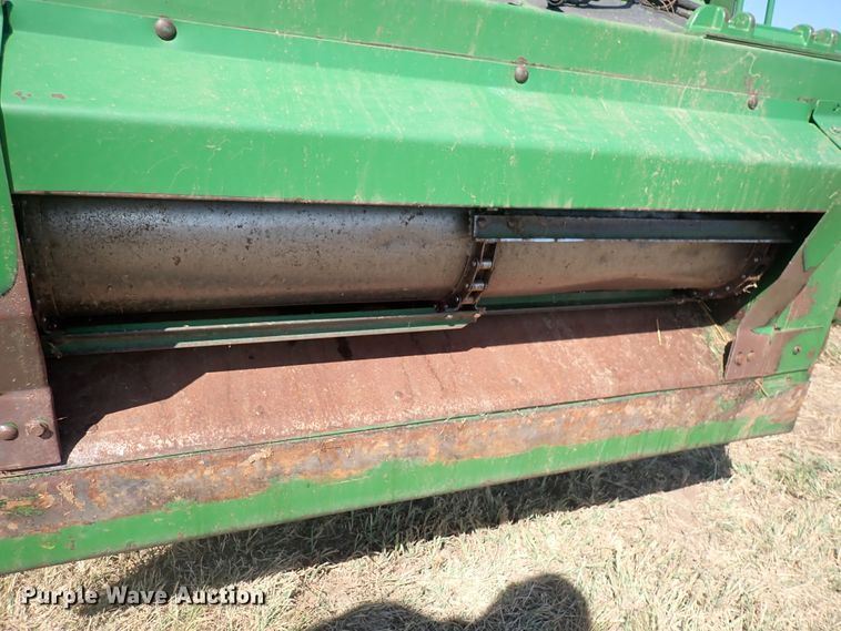 image for item DN2103 1995 John Deere 9500  combine