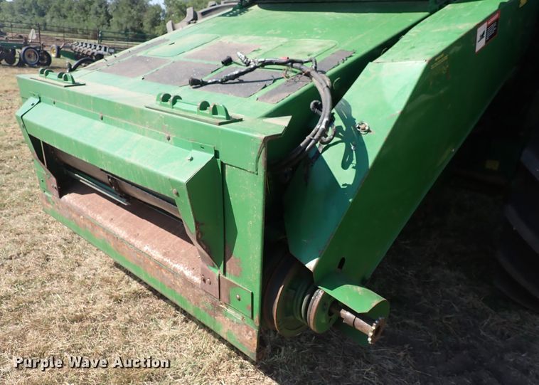image for item DN2103 1995 John Deere 9500  combine