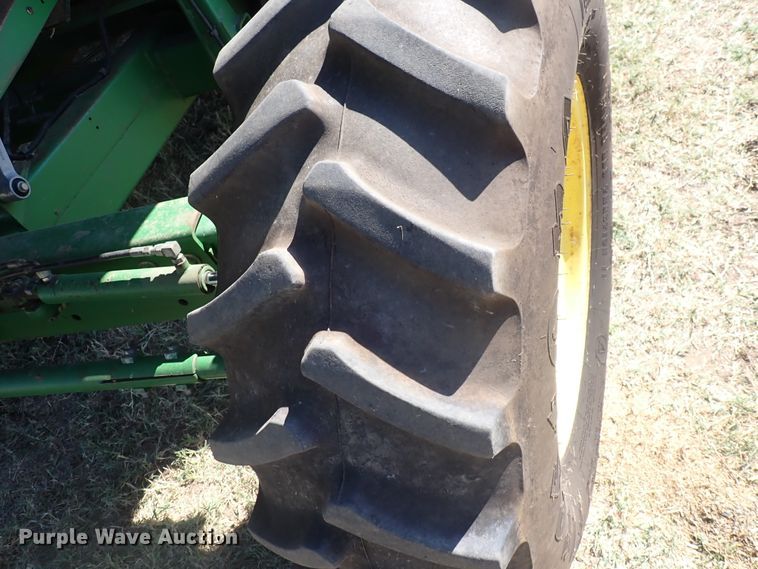 image for item DN2103 1995 John Deere 9500  combine