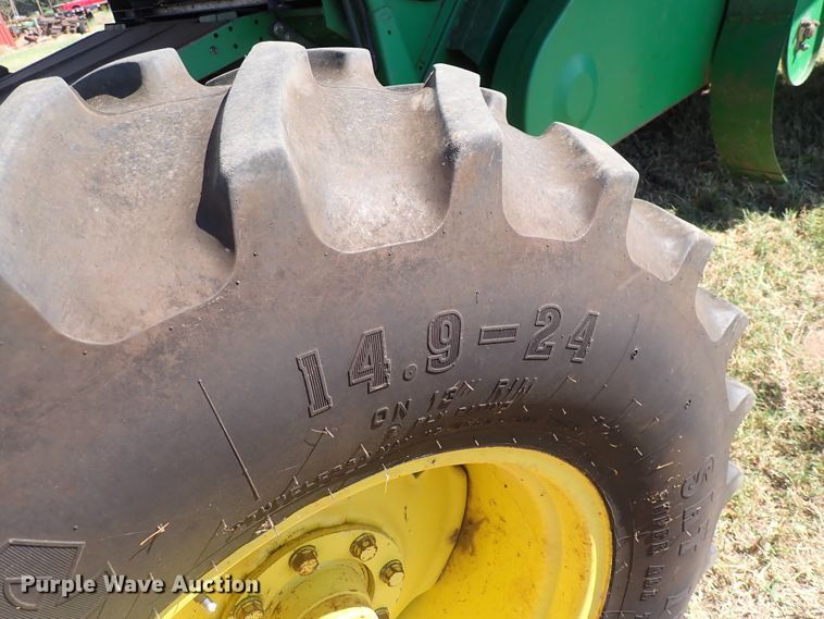 image for item DN2103 1995 John Deere 9500  combine