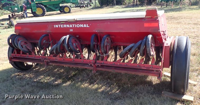 image for item DN2105 International 510  grain drill