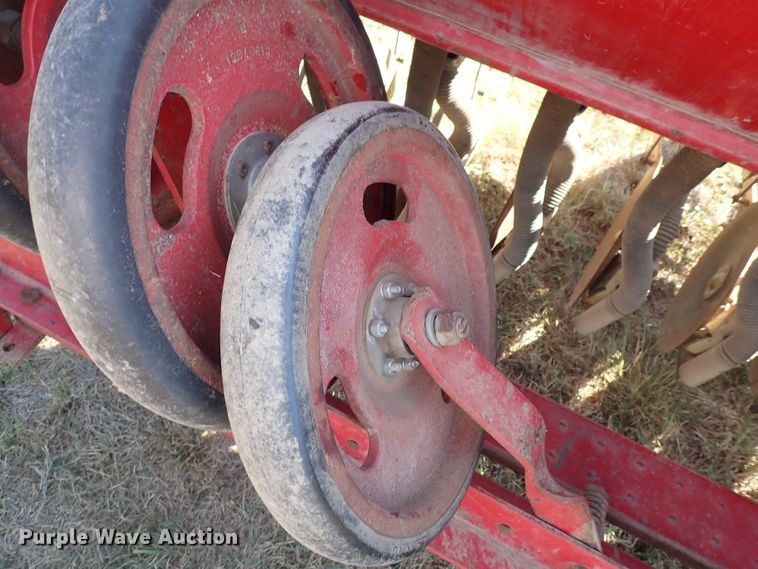 image for item DN2105 International 510  grain drill