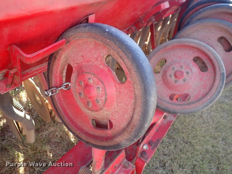 image for item DN2105 International 510  grain drill