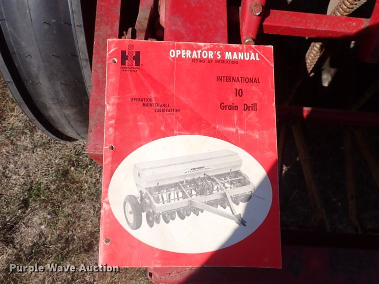 image for item DN2105 International 510  grain drill