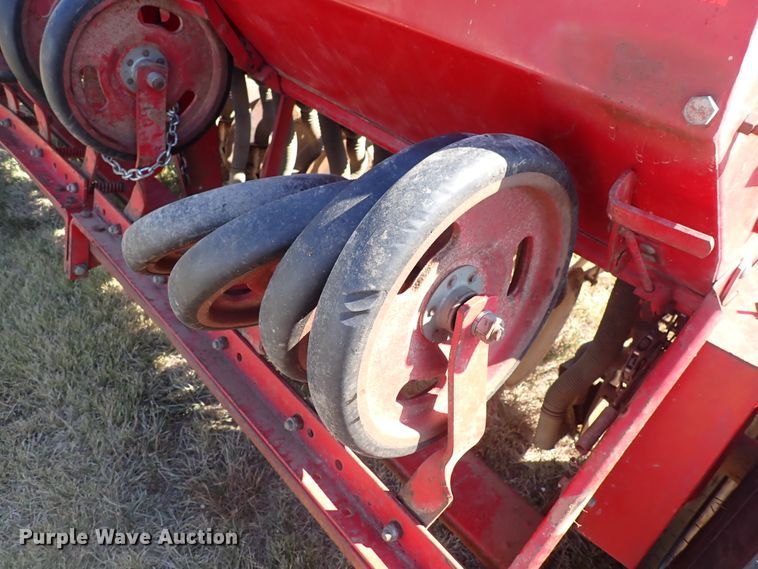 image for item DN2105 International 510  grain drill