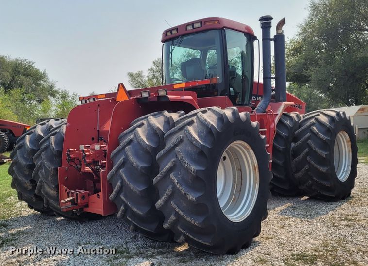 image for item FC9052 2001 Case IH STX440  4WD tractor