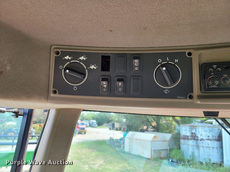 image for item FC9052 2001 Case IH STX440  4WD tractor