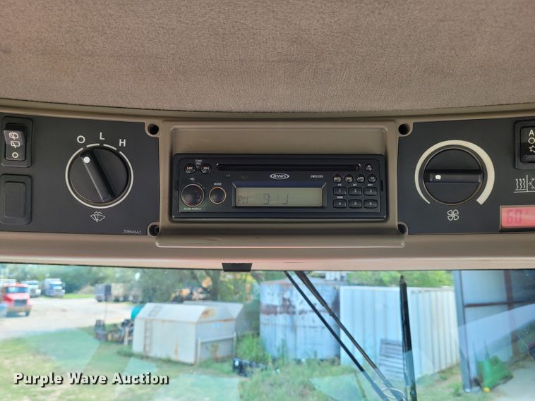 image for item FC9052 2001 Case IH STX440  4WD tractor