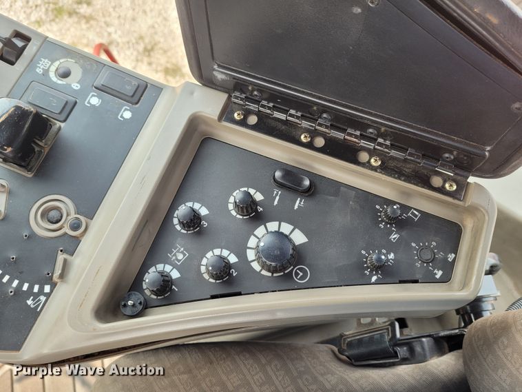 image for item FC9052 2001 Case IH STX440  4WD tractor