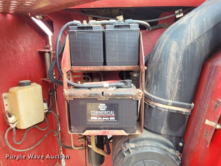 image for item FC9052 2001 Case IH STX440  4WD tractor