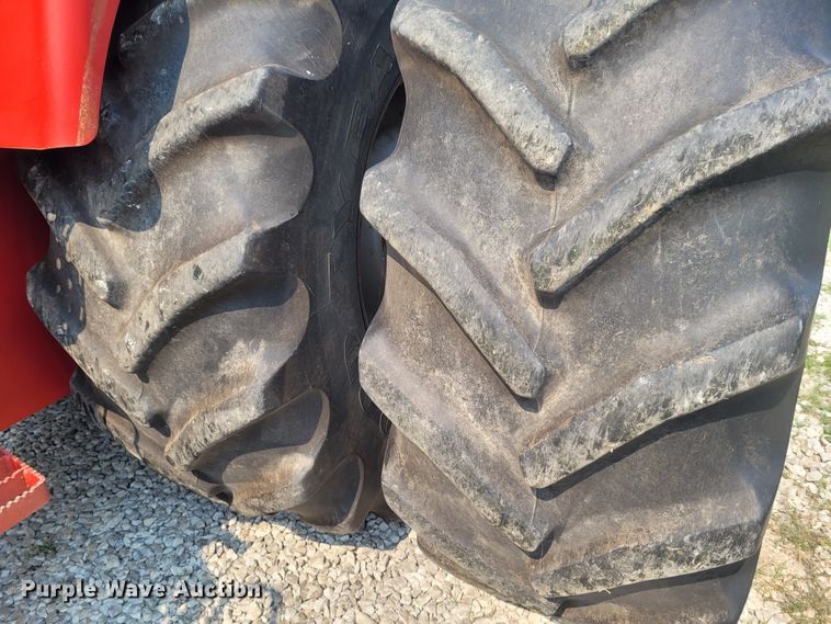 image for item FC9052 2001 Case IH STX440  4WD tractor