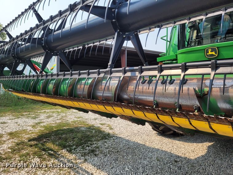 image for item FC9053 2015 John Deere 630F  flex head