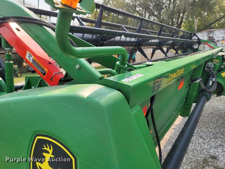 image for item FC9053 2015 John Deere 630F  flex head