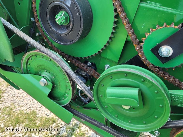 image for item FC9053 2015 John Deere 630F  flex head