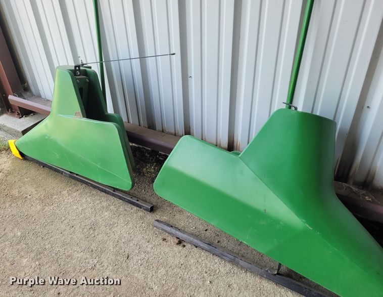 image for item FC9053 2015 John Deere 630F  flex head