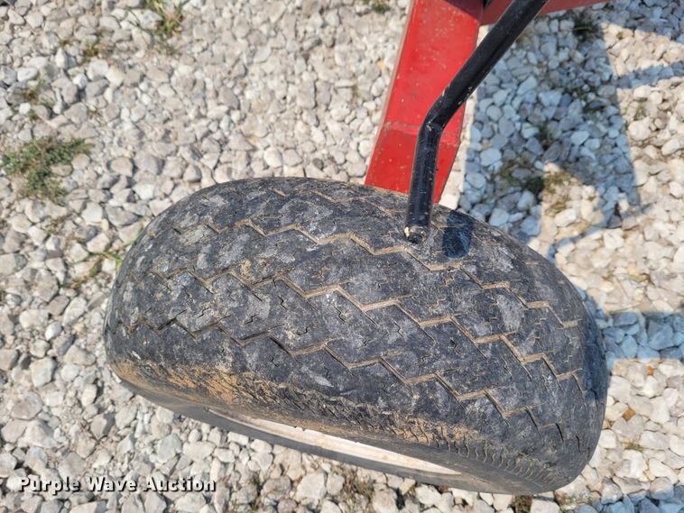 image for item FC9054 E-Z Trail 680  header trailer