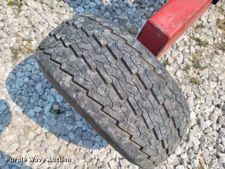 image for item FC9054 E-Z Trail 680  header trailer