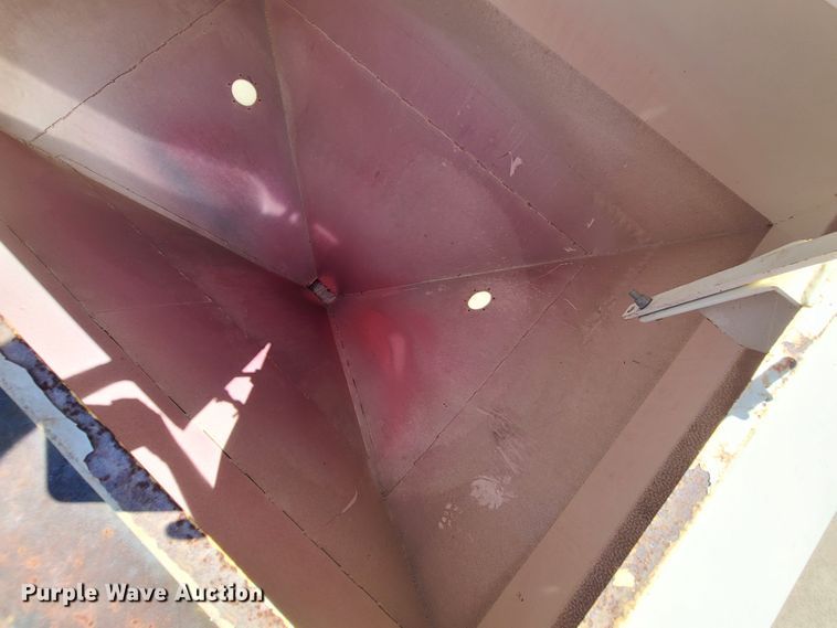 image for item IC9992 Friesen 240  seed tender