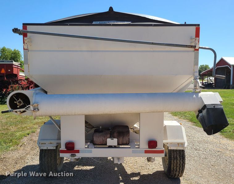 image for item IC9993 Unverferth 150  seed tender