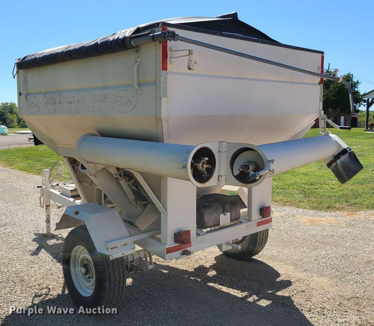 image for item IC9993 Unverferth 150  seed tender