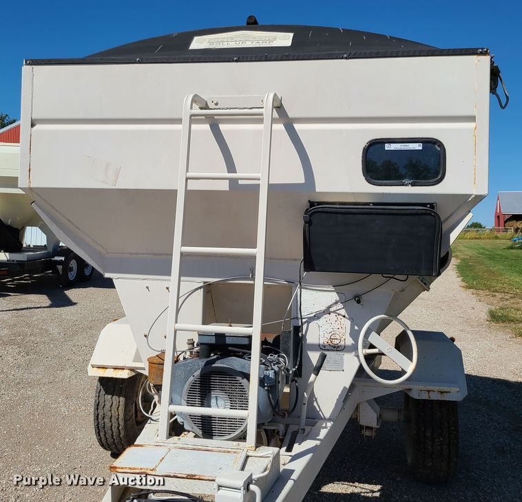 image for item IC9993 Unverferth 150  seed tender