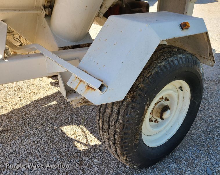 image for item IC9993 Unverferth 150  seed tender