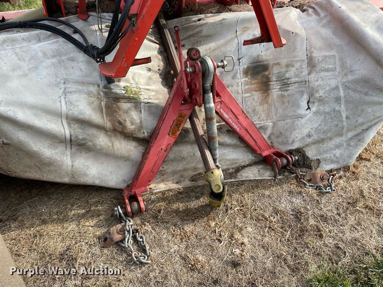 image for item IF9255 Kuhn FC813R  triple windrower