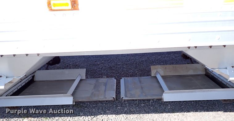 image for item IN9693 2013 Timpte  grain trailer
