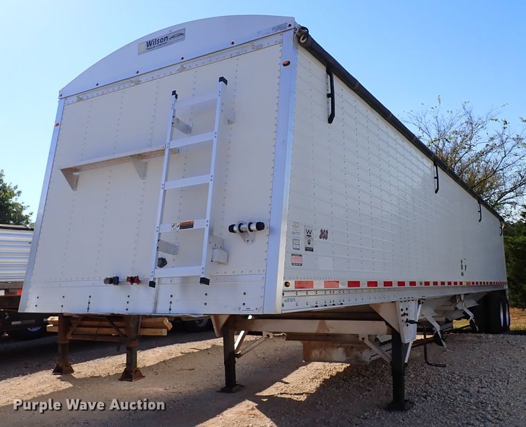 image for item IN9695 2014 Wilson  grain trailer
