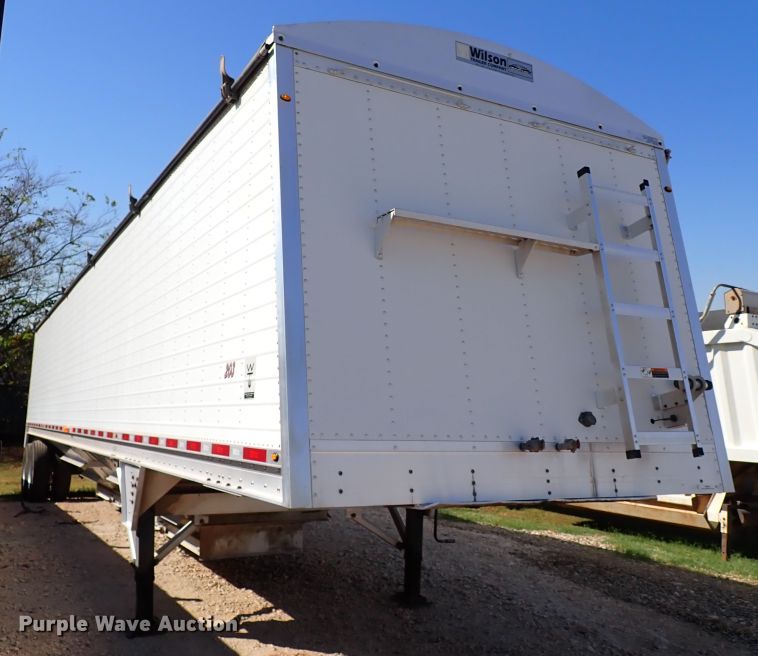 image for item IN9695 2014 Wilson  grain trailer