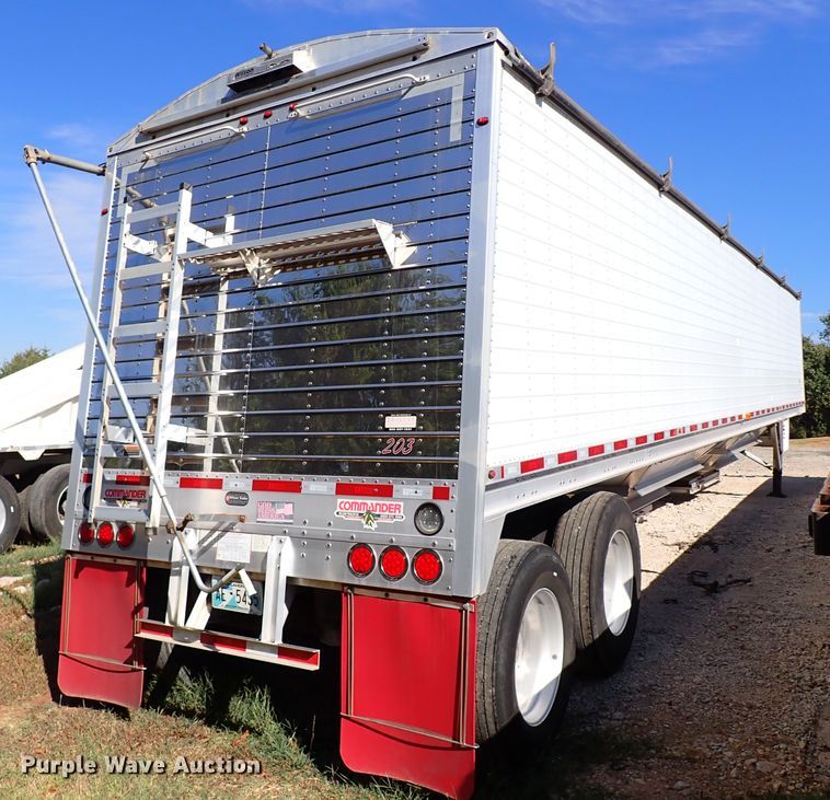 image for item IN9695 2014 Wilson  grain trailer