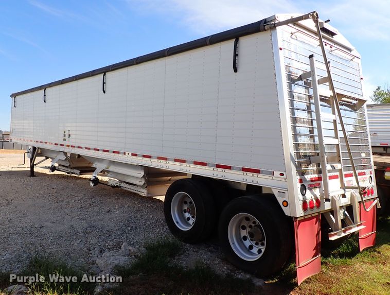 image for item IN9695 2014 Wilson  grain trailer