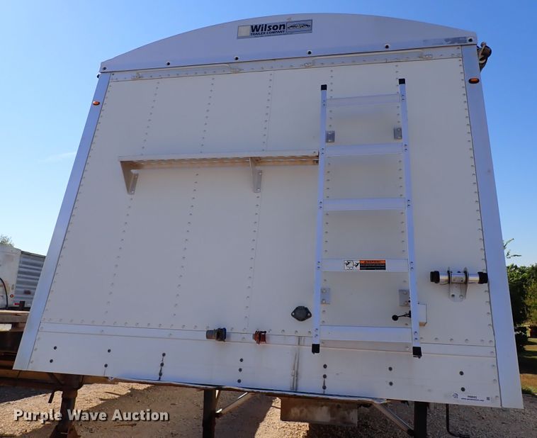 image for item IN9695 2014 Wilson  grain trailer