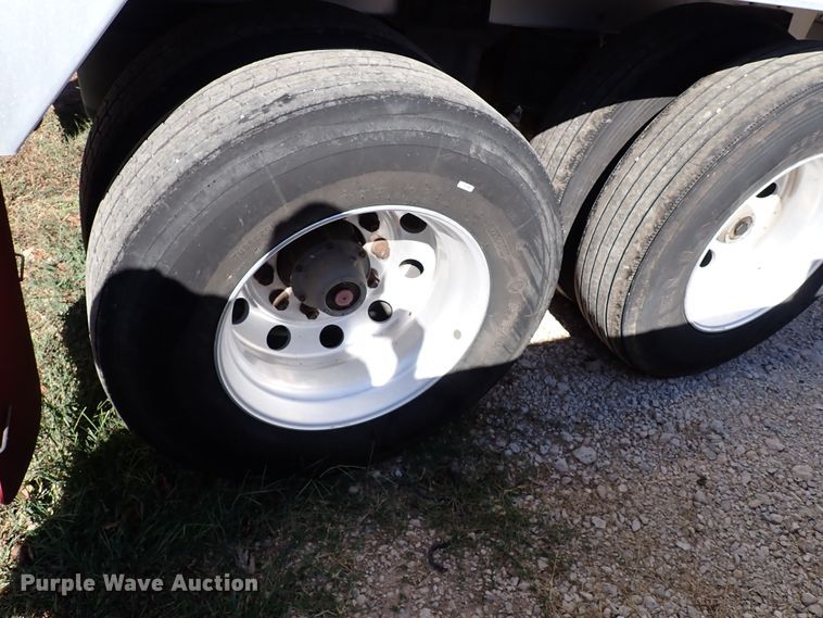 image for item IN9695 2014 Wilson  grain trailer