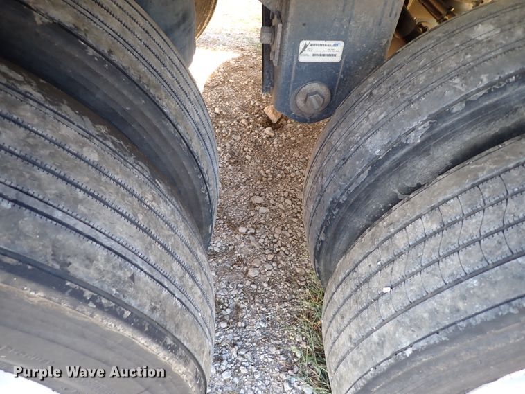 image for item IN9695 2014 Wilson  grain trailer