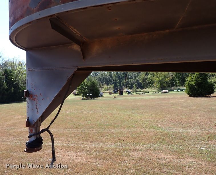 image for item IN9702 Shop built livestock trailer